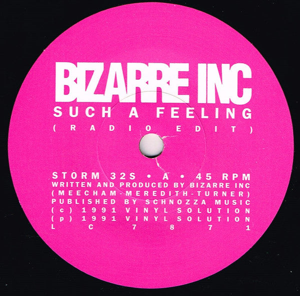 Bizarre Inc : Such A Feeling (7", Single, Pin)