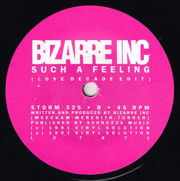 Bizarre Inc : Such A Feeling (7", Single, Pin)