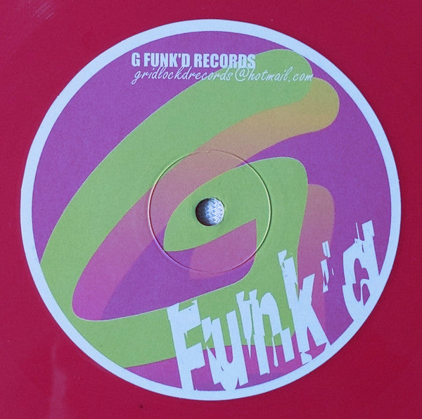 Restless & Volatile Feat. Siobhan : Searching (12", Pin)