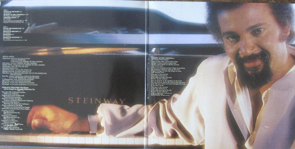 Joe Sample : Voices In The Rain (LP, Album, Gat)