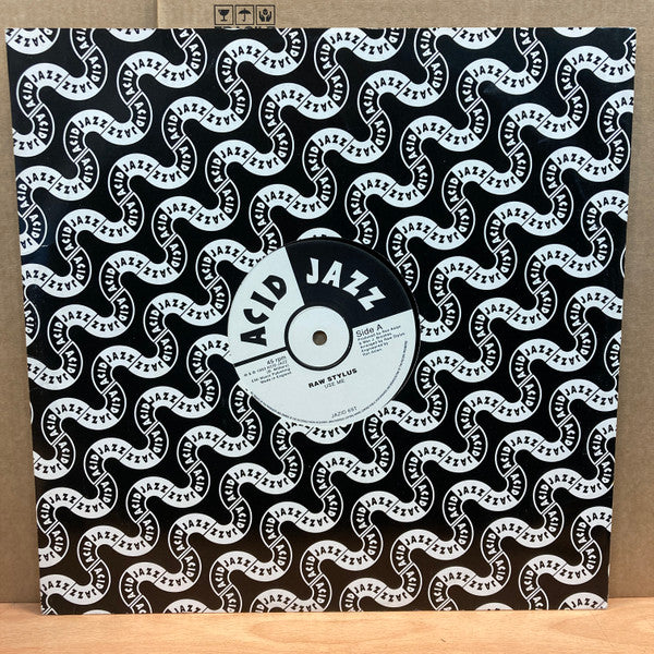 Raw Stylus : Use Me (12", Single, com)
