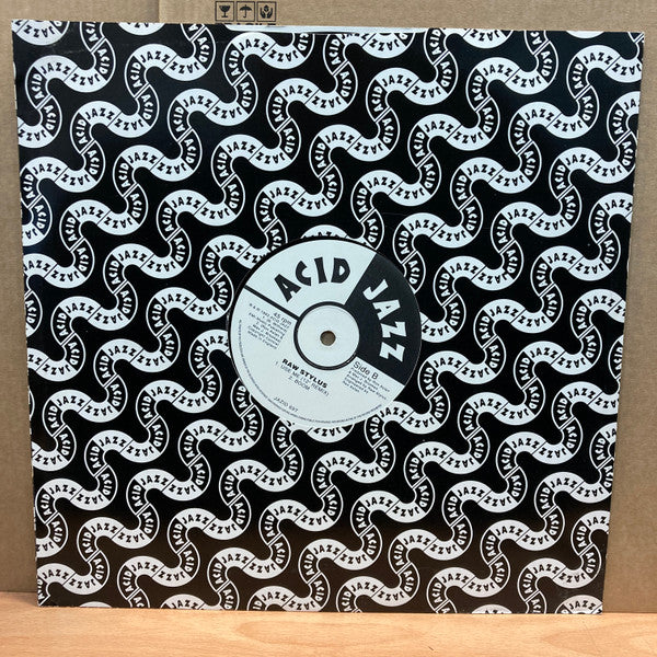 Raw Stylus : Use Me (12", Single, com)