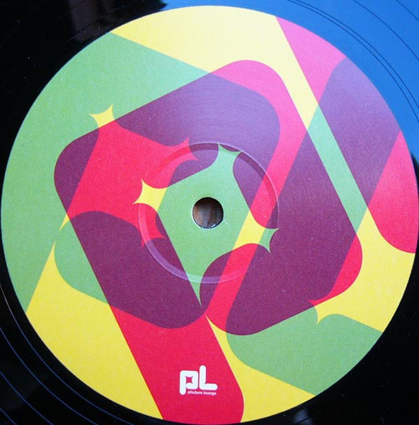 Phuturistix Featuring Fyza : Fly Away (12")