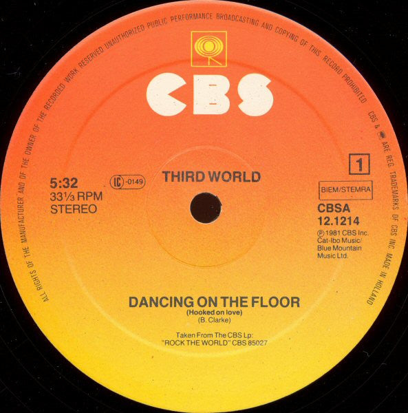 Third World : Dancing On The Floor (Hooked On Love) (12", Maxi)