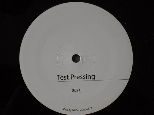 Vesicle : Acid Violence / Streetwise (The Bassist RMX) (12", TP)