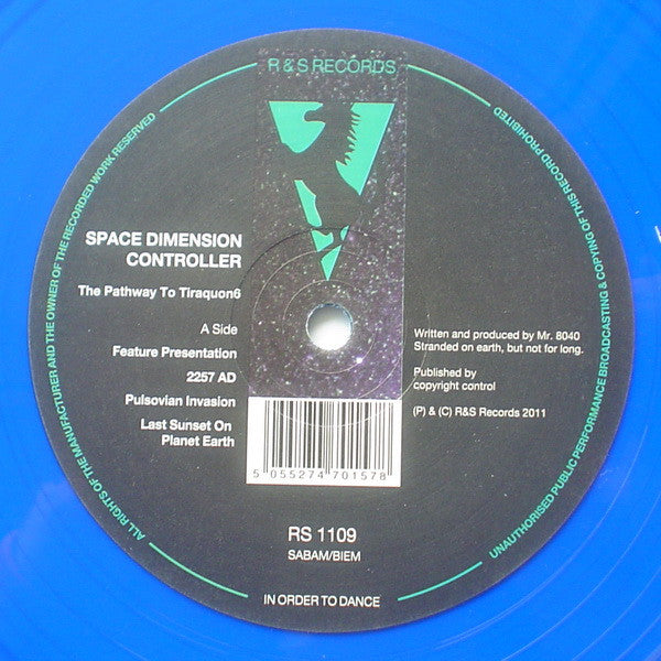 Space Dimension Controller : The Pathway To Tiraquon6 (2x12", Blu)