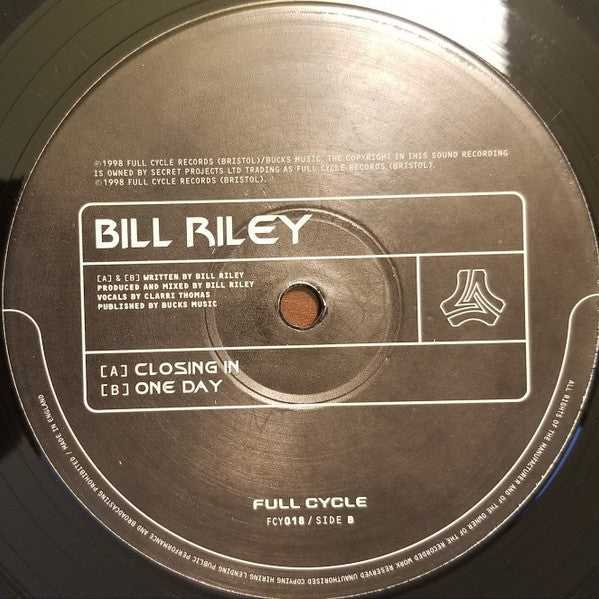 Bill Riley : Closing In (2x12", EP)