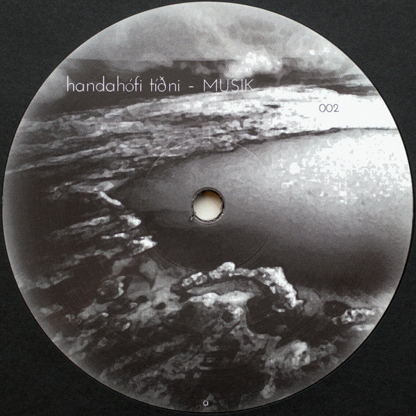 Handahófi Tíðni : 002 (12")