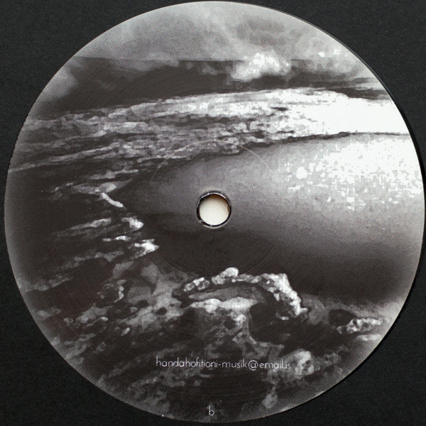 Handahófi Tíðni : 002 (12")