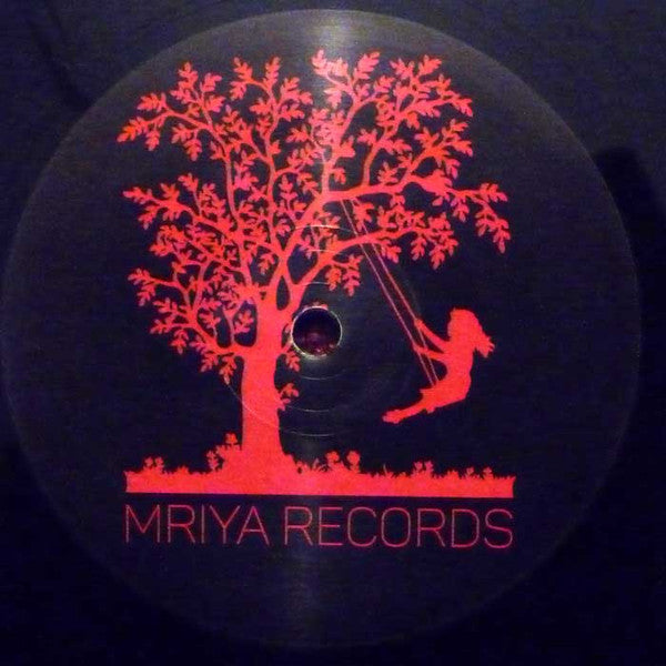 Olivian Nour, Makarov : 1990 (12", EP, 180)