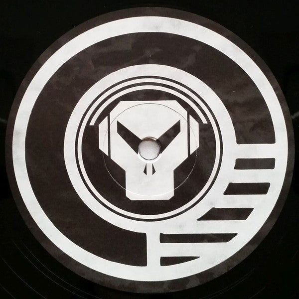 Fierce & Zero Tolerance : Bonesmen / In Circles (12")