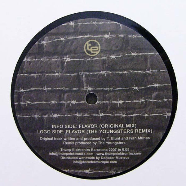 Zwo! : Broken Instants - The Youngsters Rmx (12")